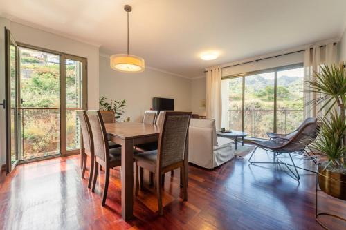 GuestReady A modern and peaceful stay — 4-Star Luxury Hotel in Santa Cruz, Portugal