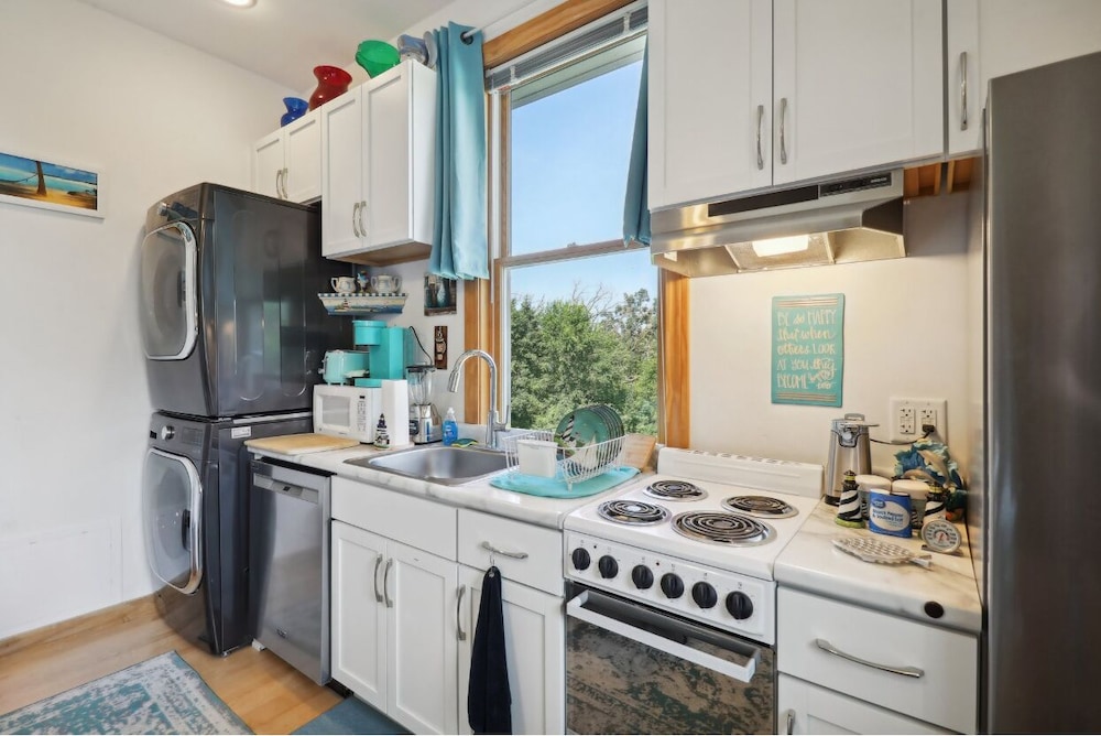The Starlight Tower Ocean Breeze Suite 1 Bedroom Apartment Hotel by RedAwning - photo 8