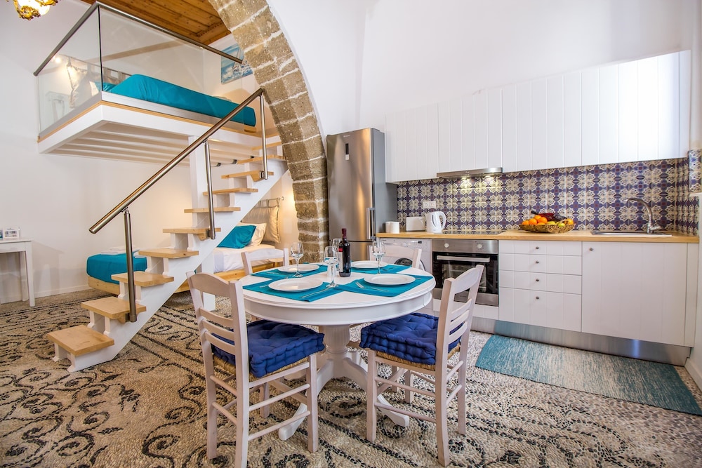 The Red Door in Koskinou — 4-Star Luxury Hotel in Rodos, Greece