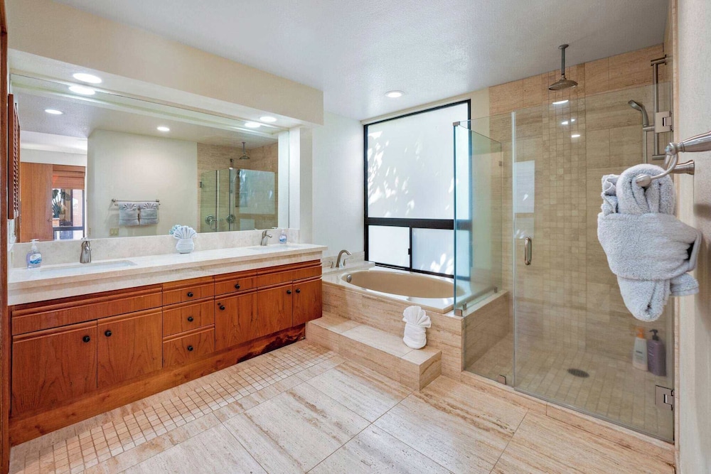 Shores at Waikoloa Beach Resort 19 2 Ensuite & Loft - photo 26