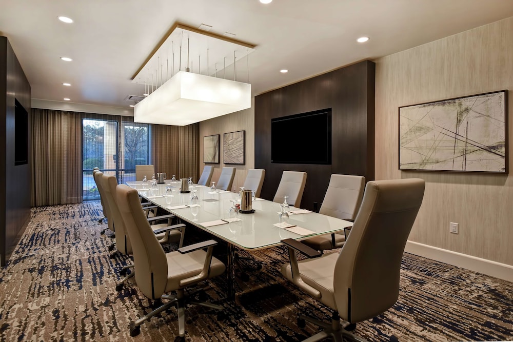 Embassy Suites by Hilton Raleigh Durham Research Triangle - photo 92
