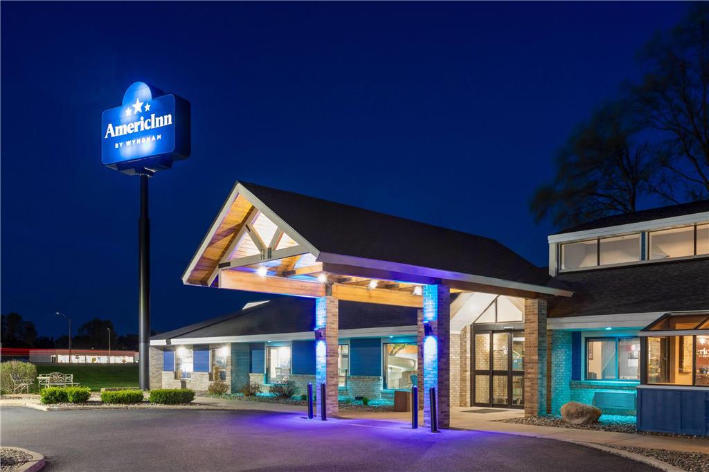 AmericInn by Wyndham Chippewa Falls — hotel in Chippewa Falls