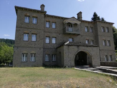 Hotel Petrotechno — hotel in Asprangeloi