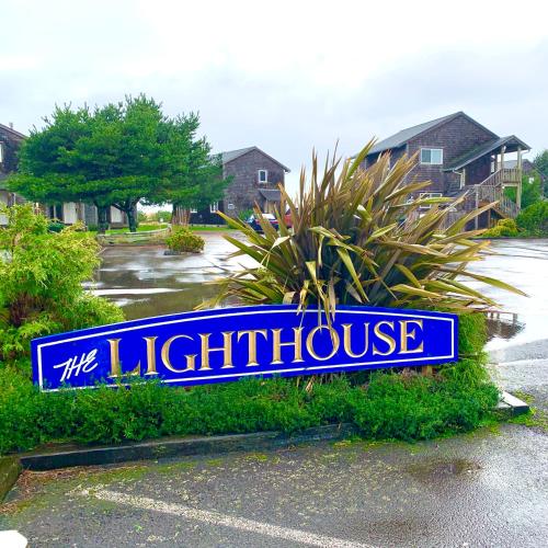 Lighthouse Oceanfront Resort - photo 6