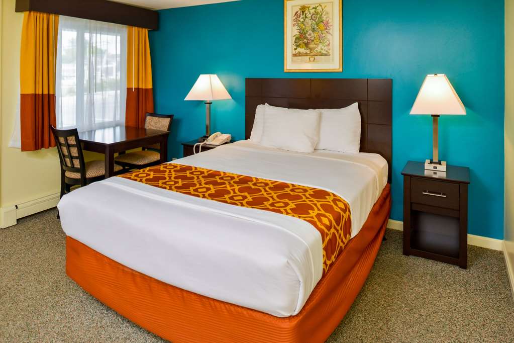 Rodeway Inn Orleans Cape Cod - photo 32