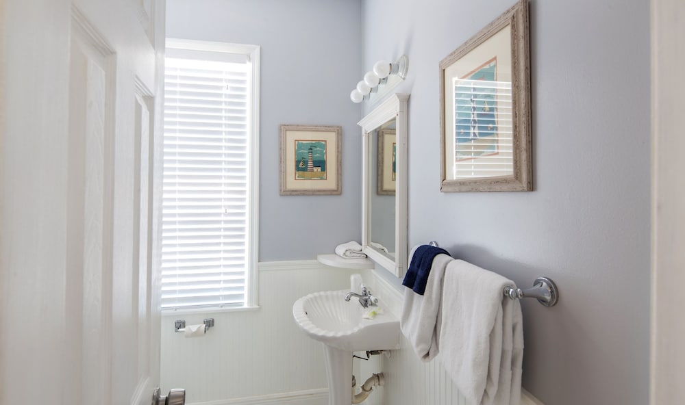 Wicker Guesthouse - photo 61