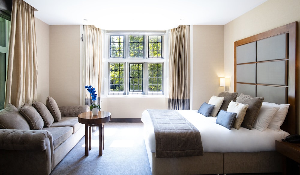 Wellington Hotel by Blue Orchid — 4-Star Luxury Hotel in London, United Kingdom