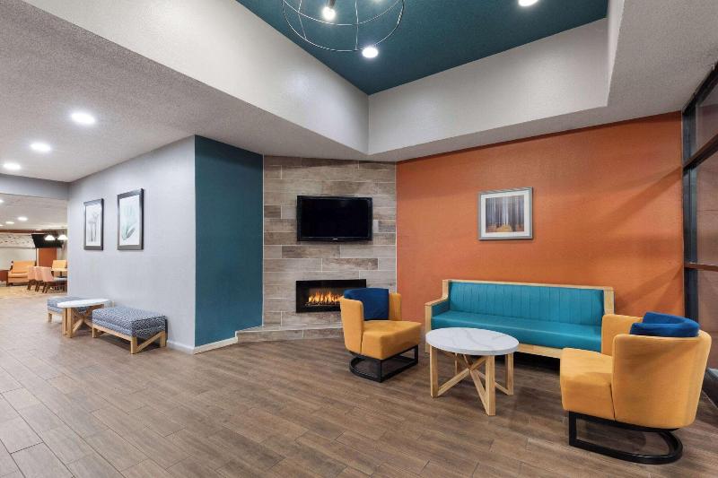 MainStay Suites Decatur River City - photo 17