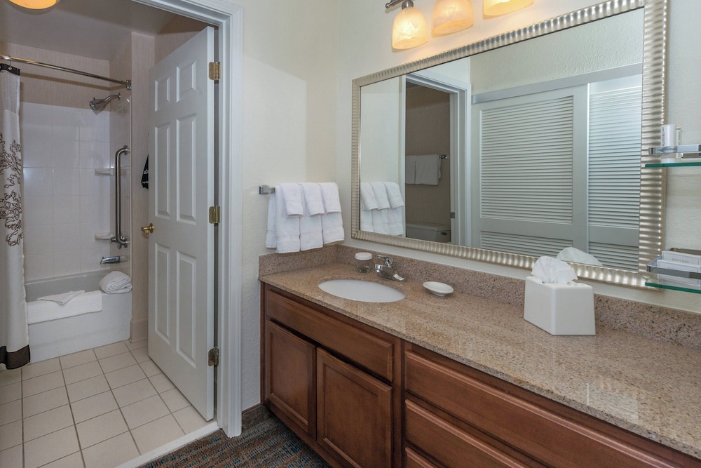 Residence Inn by Marriott Columbus - photo 34