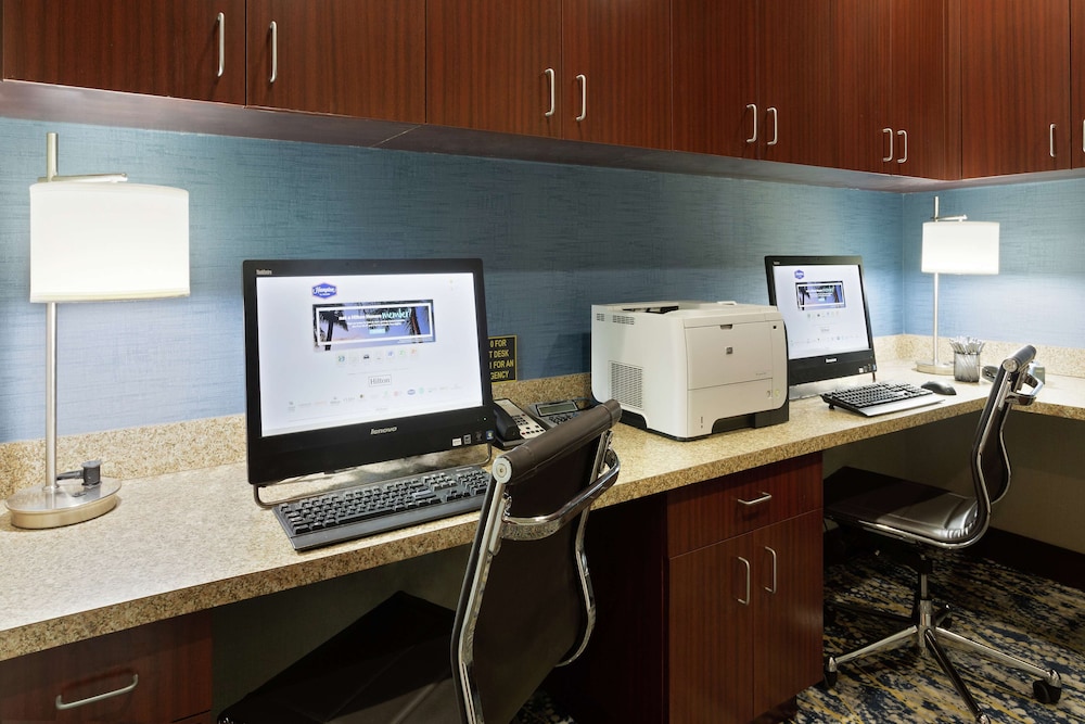 Hampton Inn & Suites Wellington - photo 35
