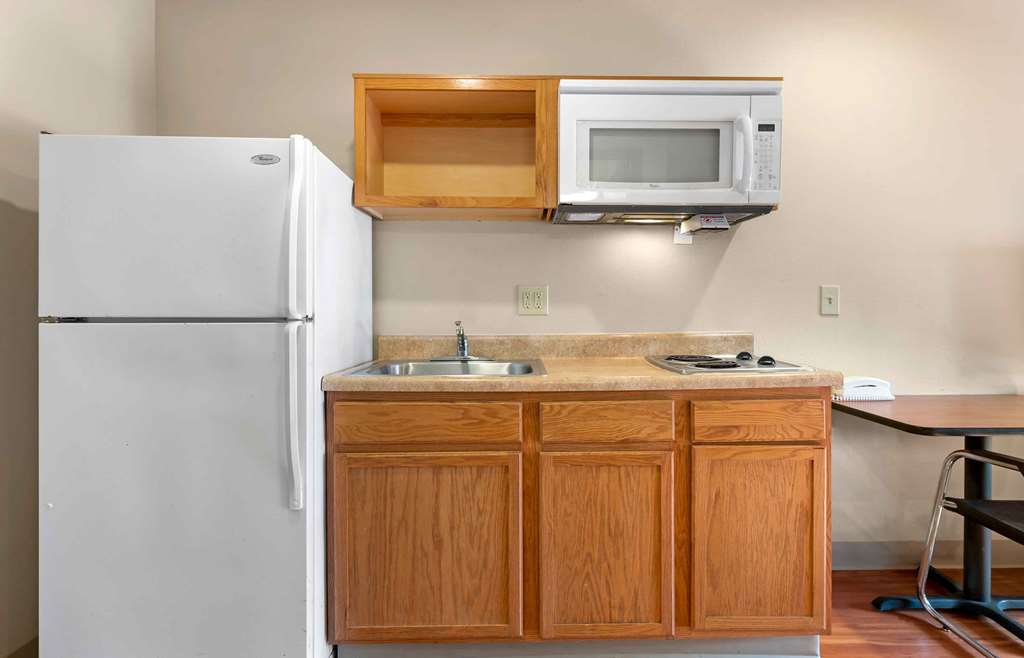 Extended Stay America Select Suites Cincinnati Florence Airport - photo 20