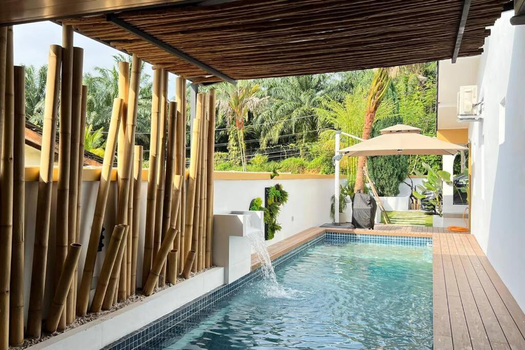 The Mystiic Retreat 3 to 5 mins to Mid Valley and KSL — 4-Star Luxury Hotel in Johor Bahru, Malaysia