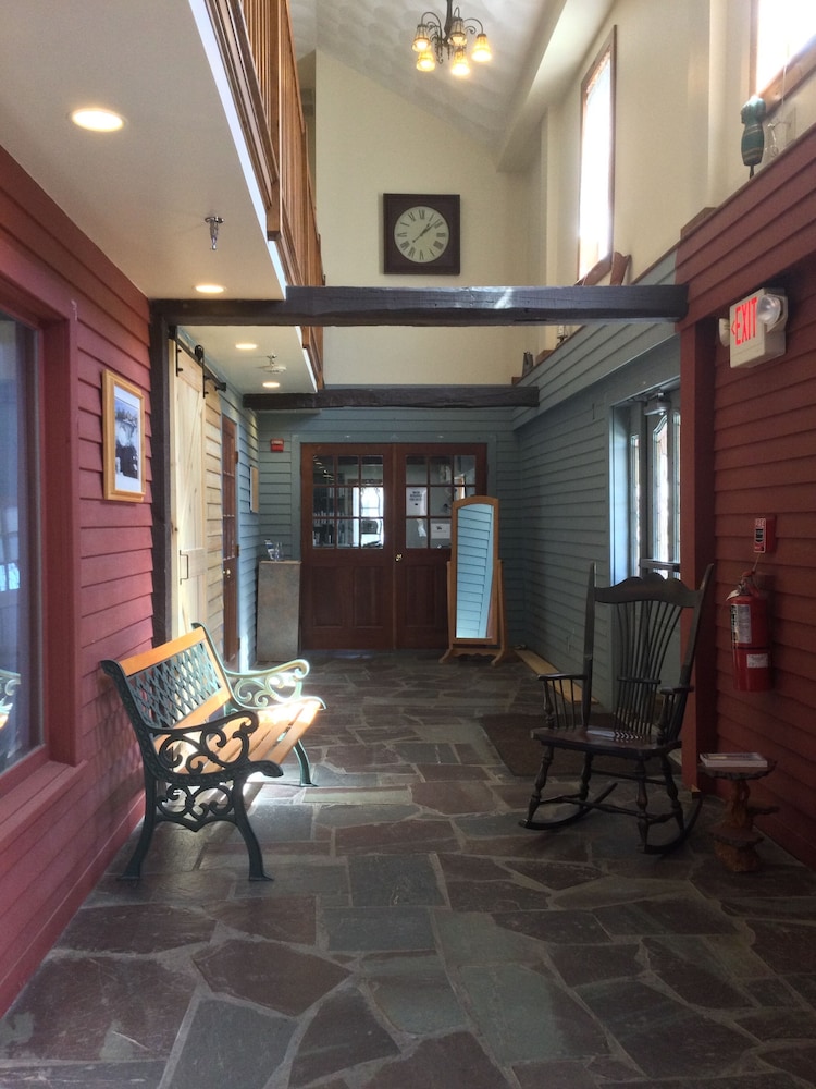 Stagecoach House Inn - photo 5