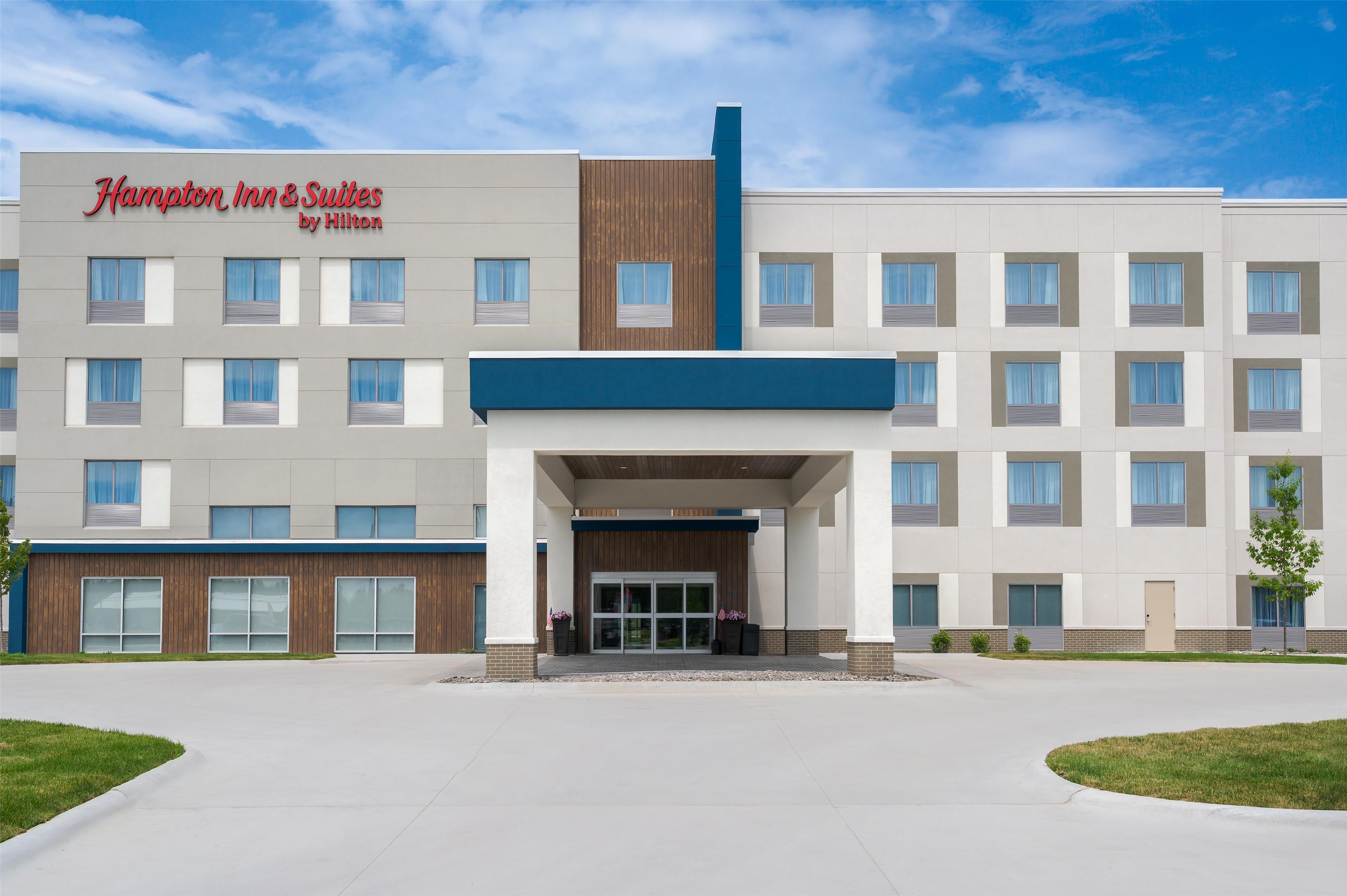 Hampton Inn & Suites by Hilton Alpena — hotel in Alpena