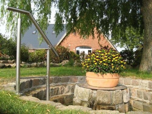 Hof Seebrookquelle — 4-Star Luxury Hotel in Schonberg, Germany