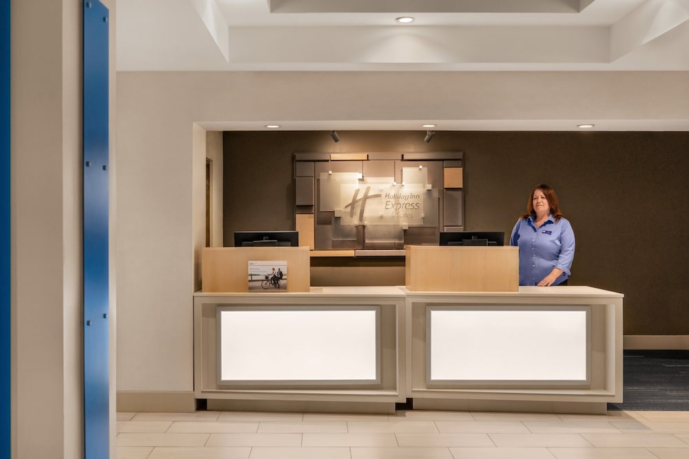 Holiday Inn Express & Suites McAlester by IHG - photo 42
