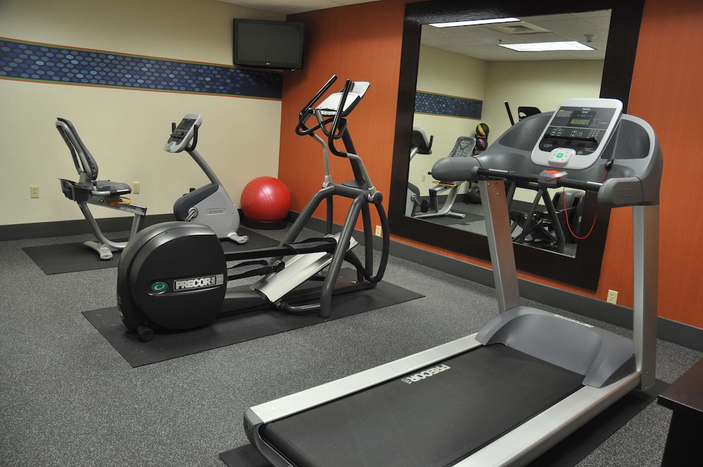 Hampton Inn Stony Creek Petersburg Area - photo 17