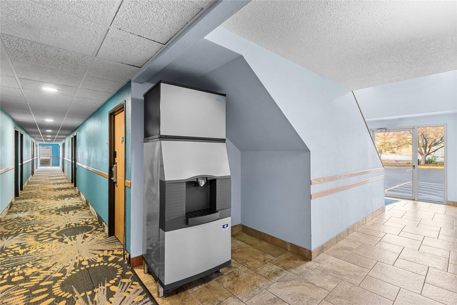 Days Inn by Wyndham Ames - photo 28