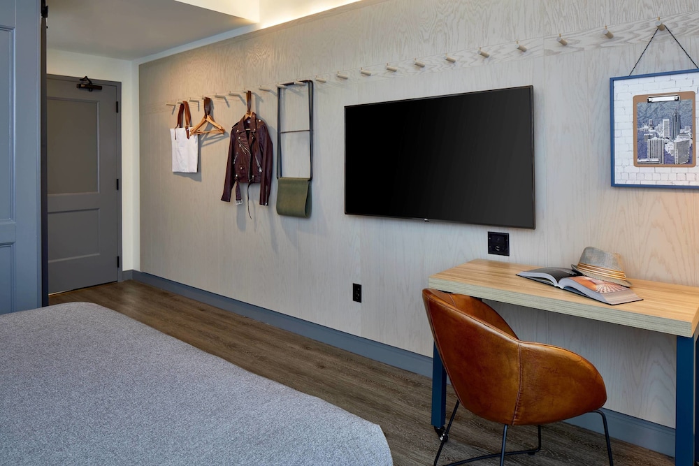 Moxy Atlanta Midtown - photo 25