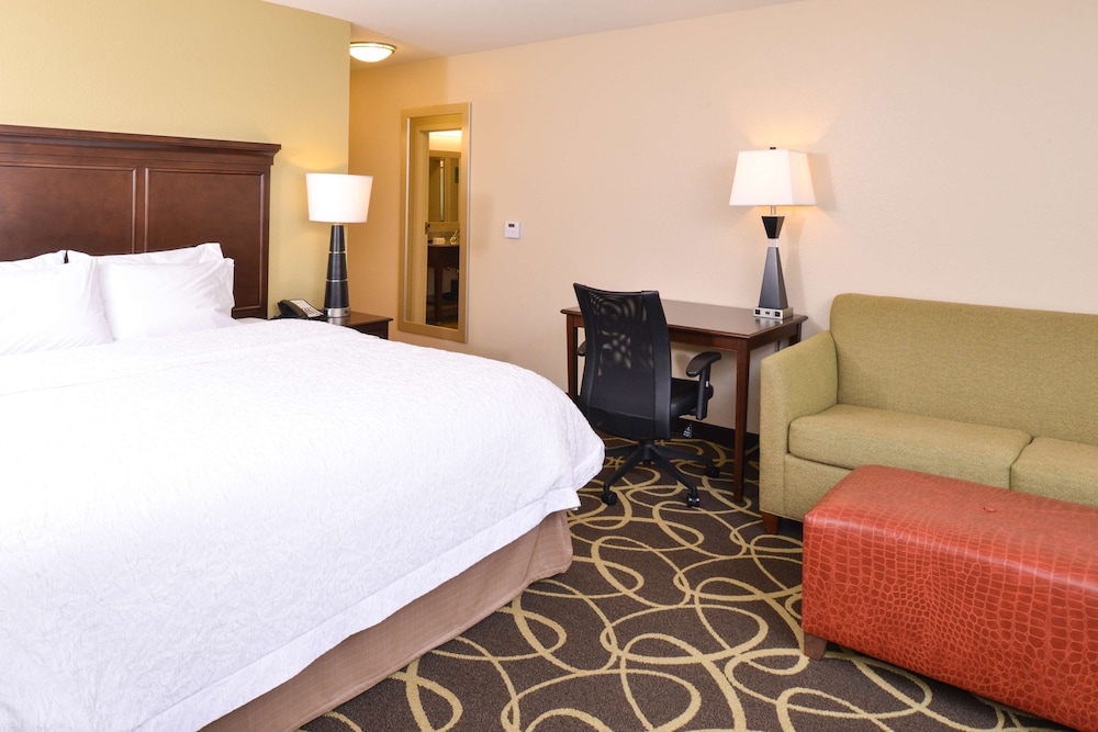 Hampton Inn Omaha Midtown Aksarben Area - photo 28