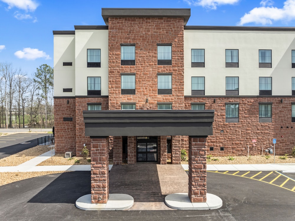 Cobblestone Hotel & Suites Cullman - photo 8