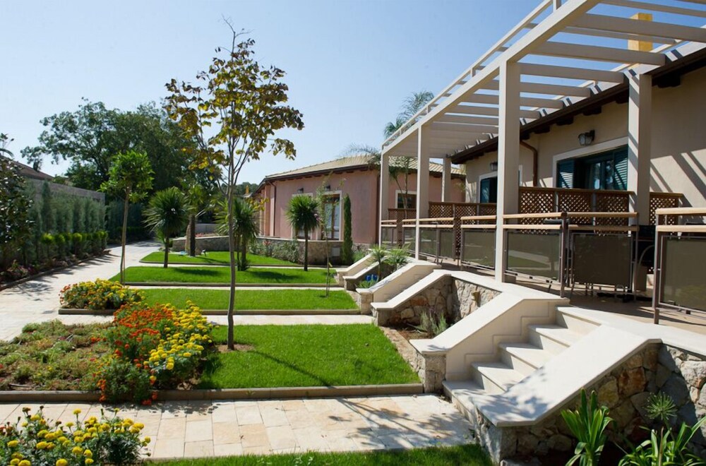 שטחי חוץ / גן