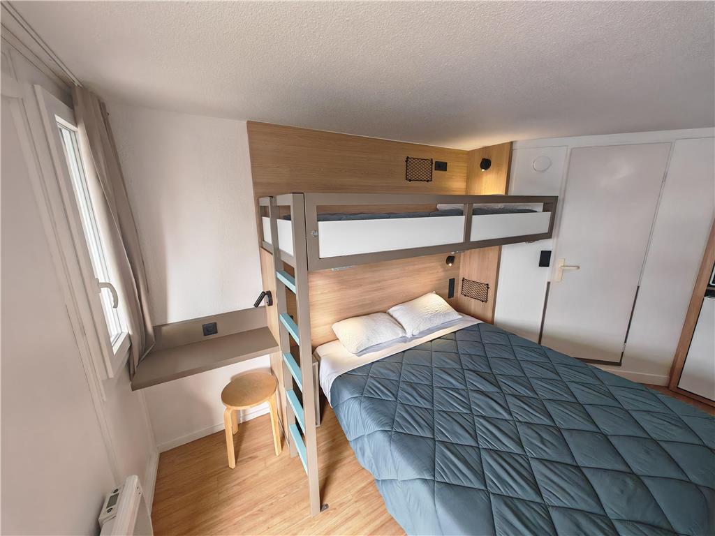 Premiere Classe Lille Sud Douai Cuincy pet-friendly hotel Cuincy
