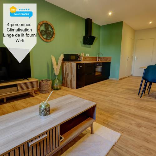Havre de Paix Pres de Perouges Charme Et Confort - carbon neutral hotel in Unknown City