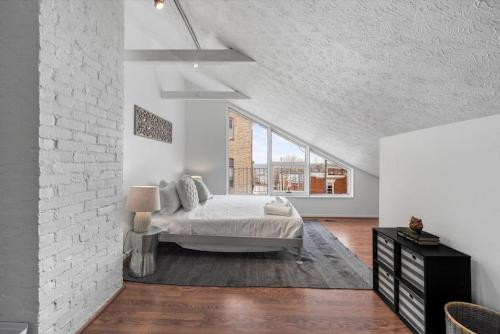 Stylish Mt Adams 1BR in great location — 4-Star Luxury Hotel in Cincinnati, United States