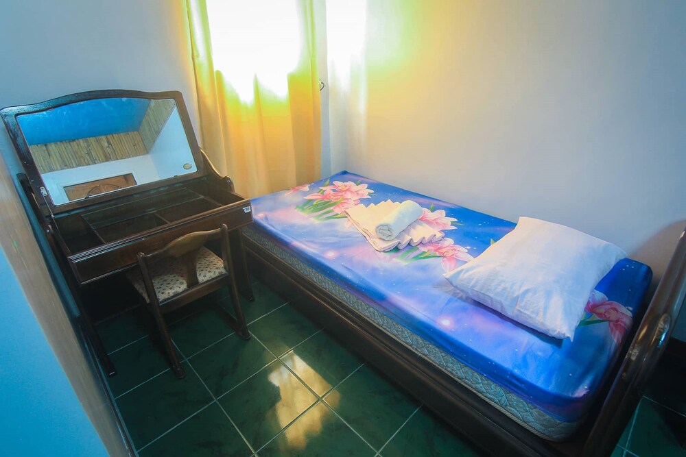 247 BalikBayan Fun Resort — Tiwi — photo 4
