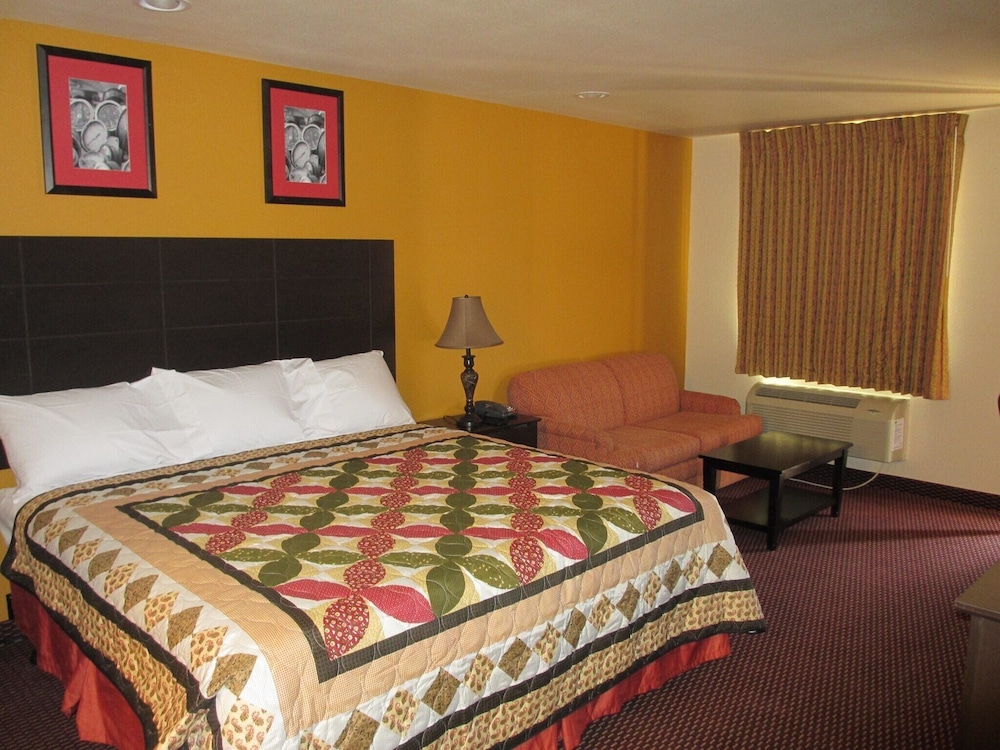 Kenedy Country Inn - photo 11