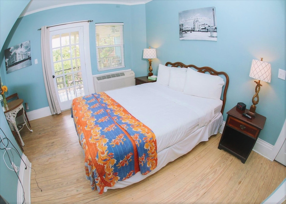 Inn on the Riverwalk - photo 19