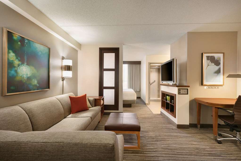 Hyatt Place Chicago Schaumburg - photo 9
