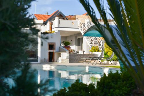 Casa Vacanze Un Tuffo Nel Blu — 4-Star Luxury Hotel in Matera, Italy