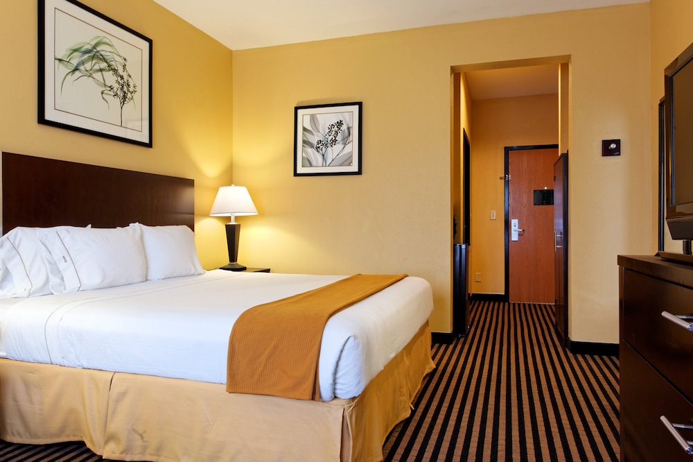 Holiday Inn Express Crockett by IHG - photo 4