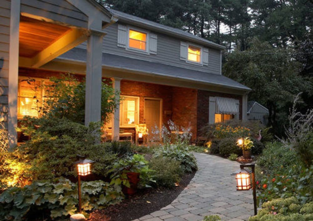 Journey Inn Bed & Breakfast — 4-Star Luxury Hotel in Hyde Park, United States