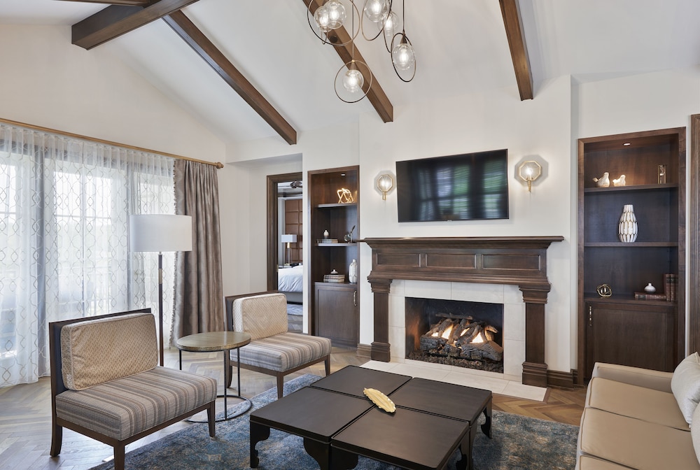 The Inn at Meadowbrook - photo 24