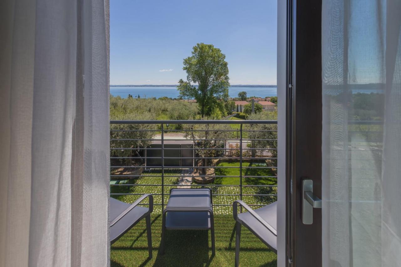 Insula Felix Bed&Breakfast — 4-Star Luxury Hotel in Moniga Del Garda, Italy