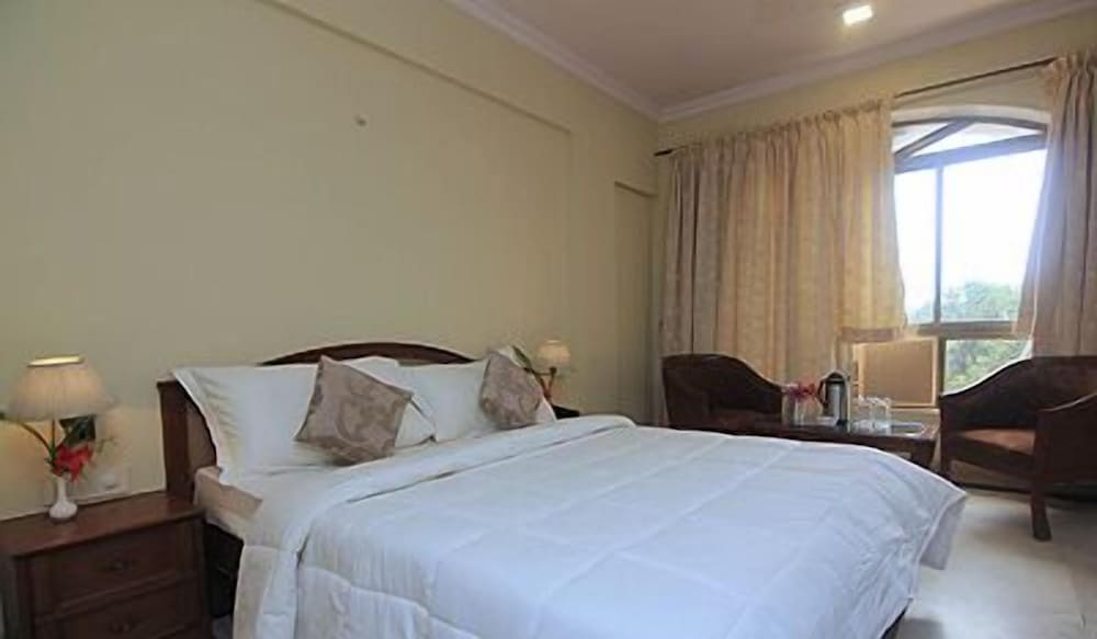 Hotel The Metropole — Pune — photo 4