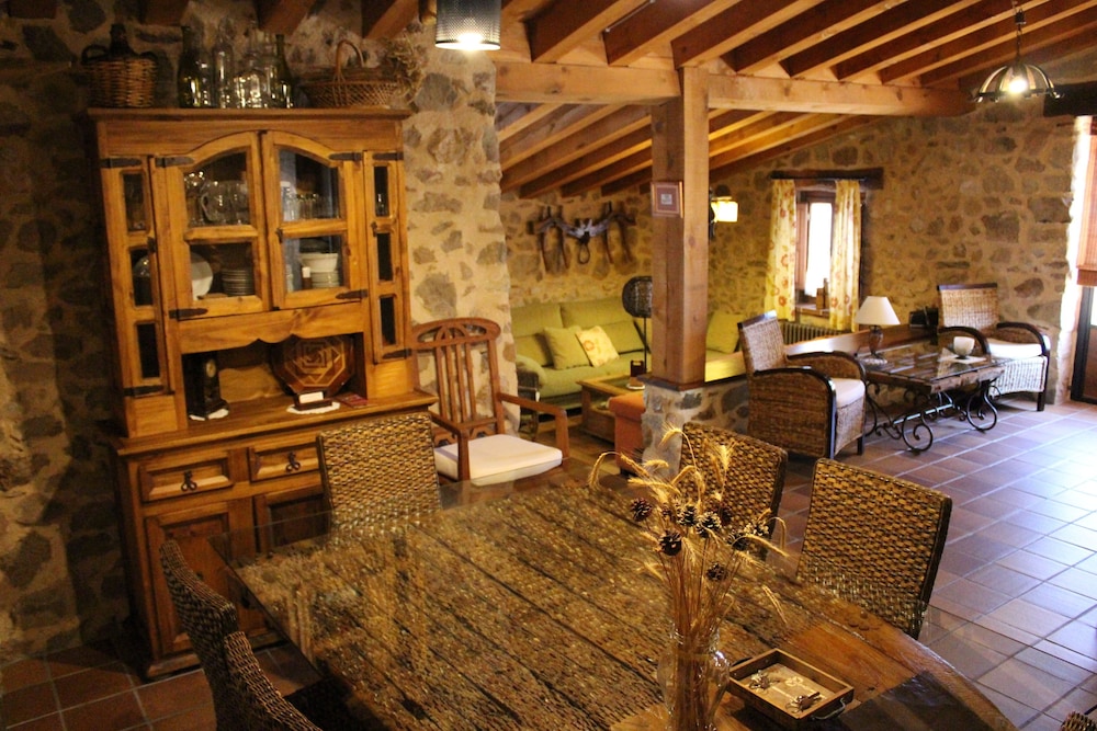 Camino Del Prado 10944328 — Santa Maria La Real De Nieva