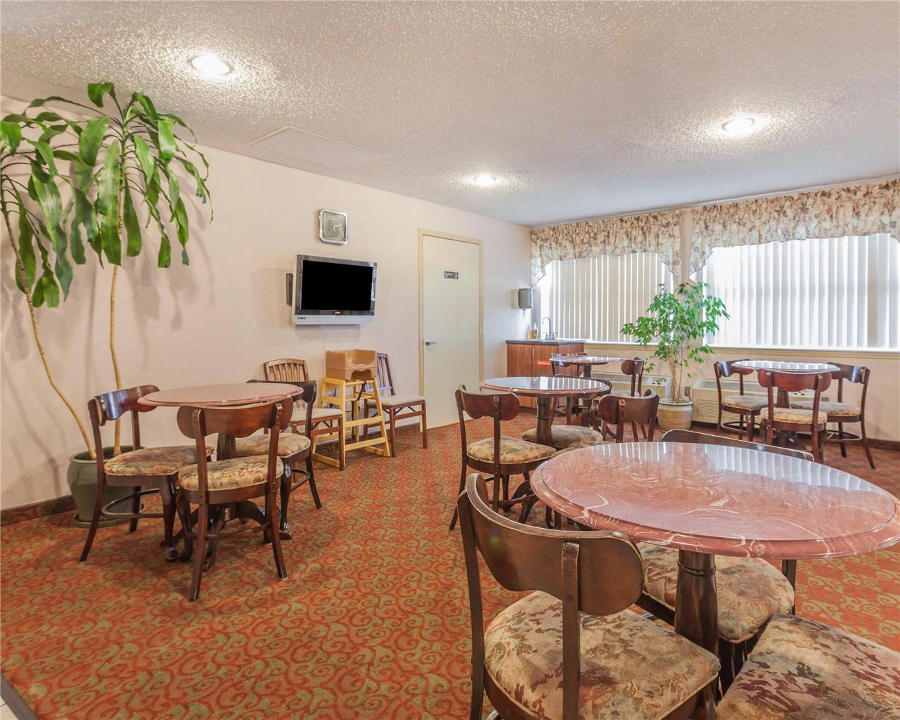 Comfort Inn On the Bay - photo 22