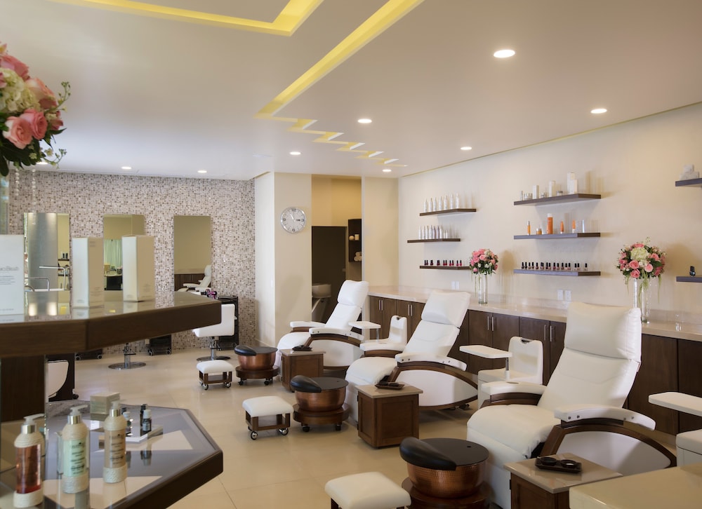 Hair salon