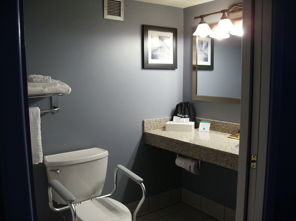 Best Western Plus Bradford Inn - photo 10