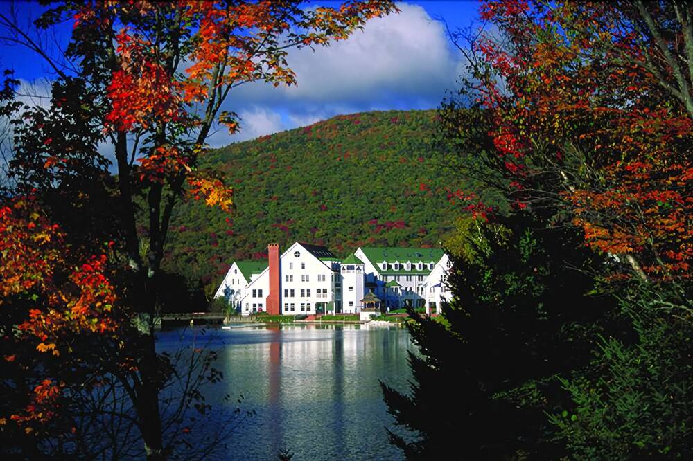 Golden Eagle Lodge Resort - photo 52