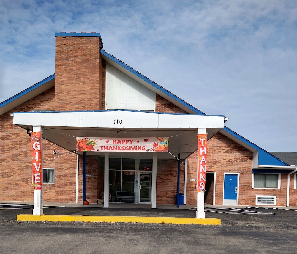Grand View Plaza Inn & Suites - photo 98