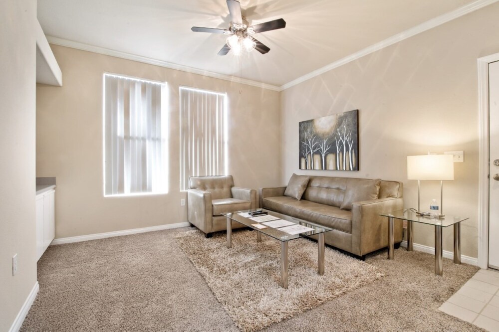 Global Luxury Suites in Cupertino - photo 12