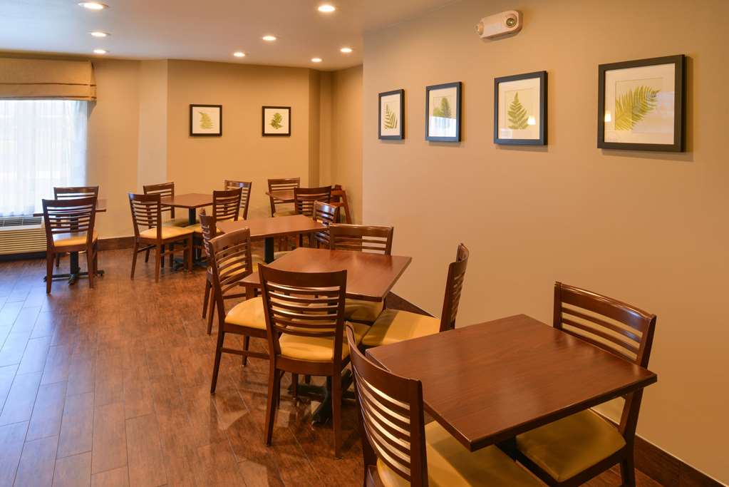 Sleep Inn Fayetteville North - photo 38