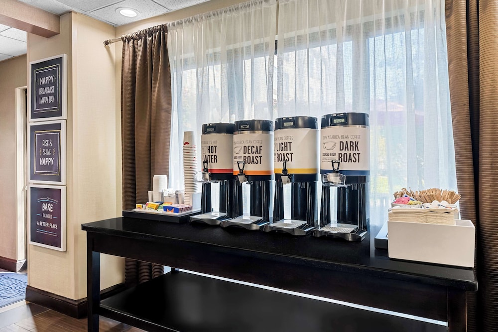 Hampton Inn Stroudsburg Poconos - photo 25