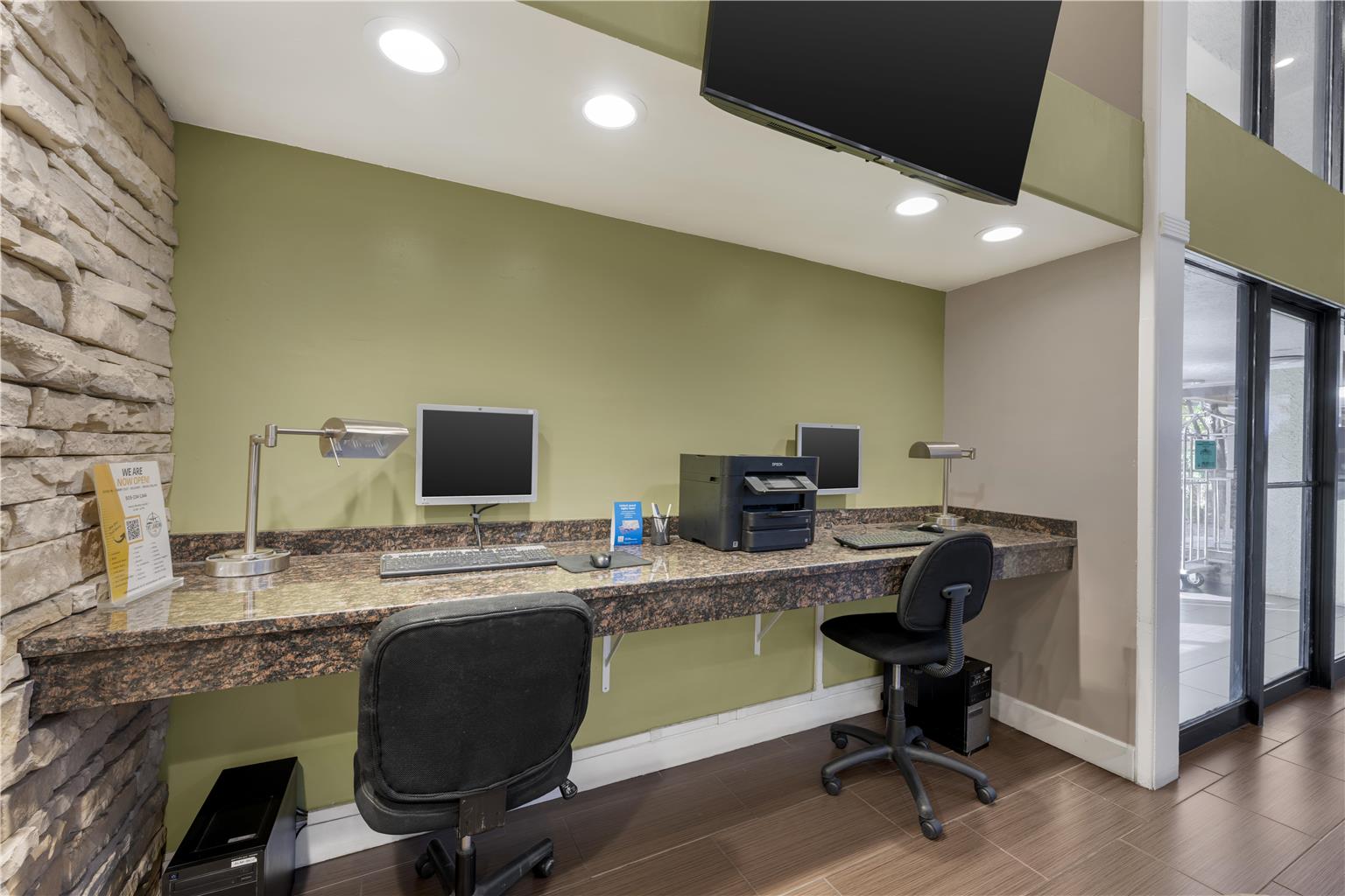 Best Western Airport Albuquerque InnSuites Hotel & Suites - photo 54