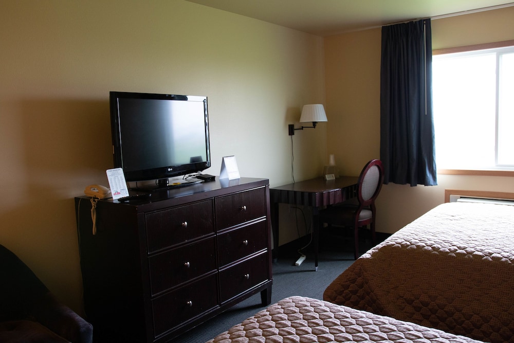 East Grand Inn - photo 14